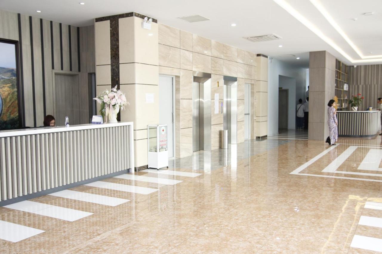 Khach San Hoa Ban Trang Hotel Son La Exterior foto