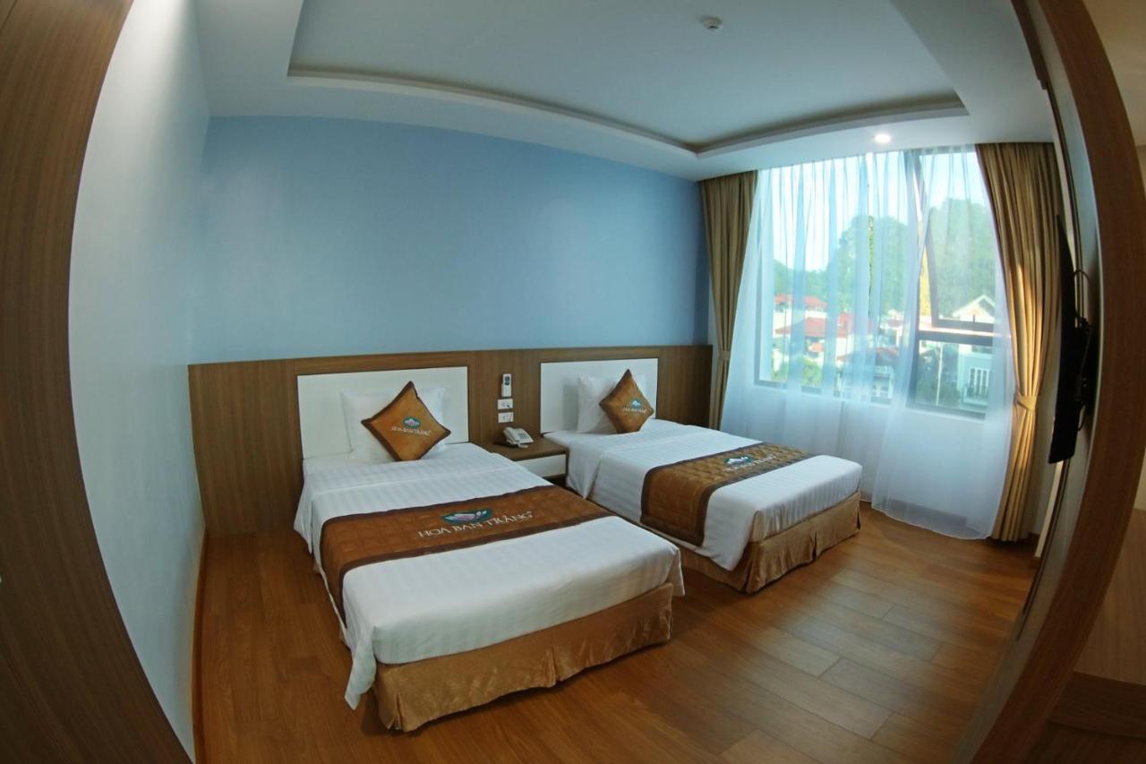 Khach San Hoa Ban Trang Hotel Son La Exterior foto