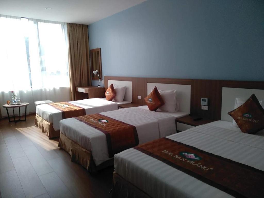 Khach San Hoa Ban Trang Hotel Son La Exterior foto