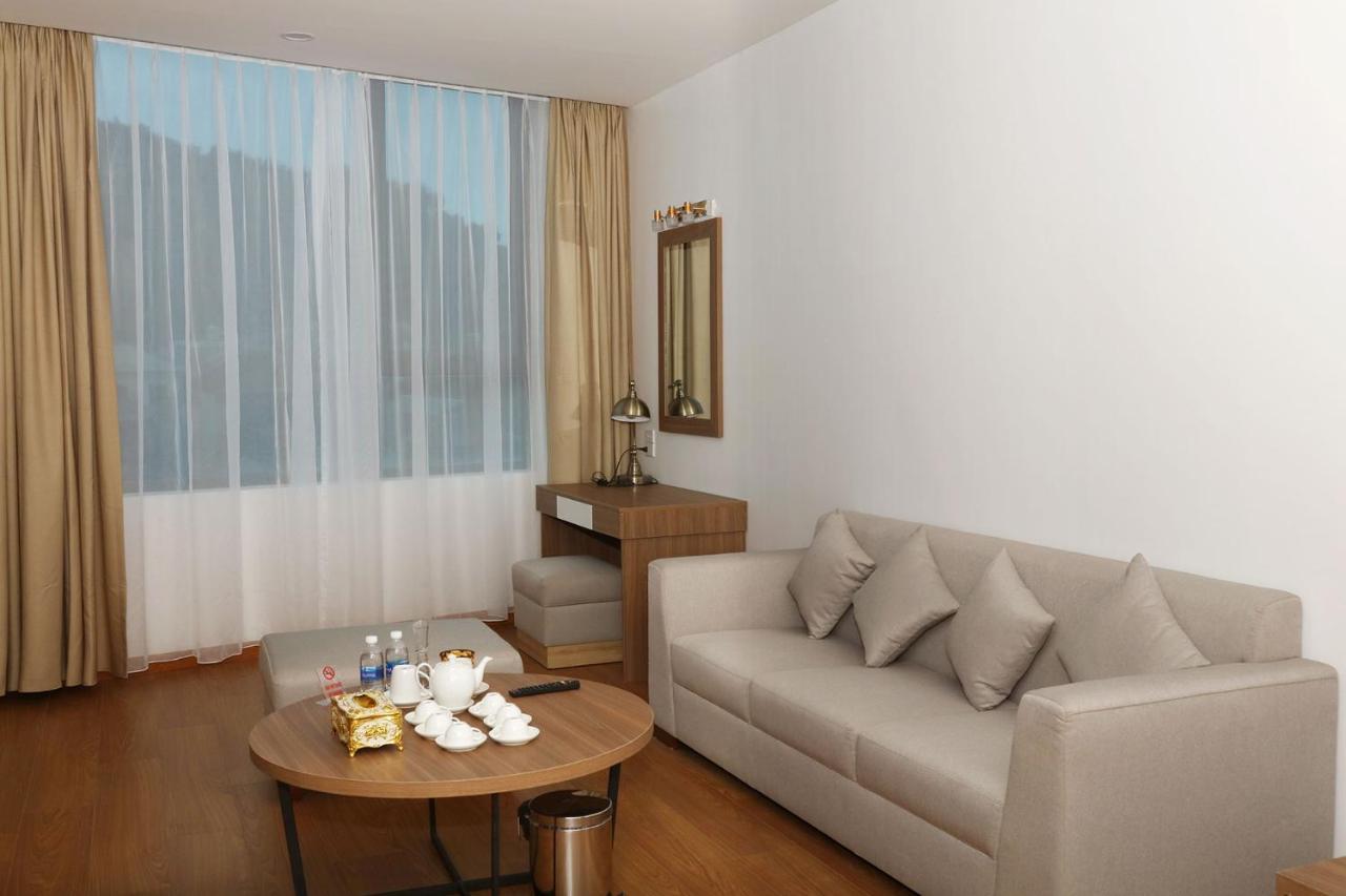 Khach San Hoa Ban Trang Hotel Son La Exterior foto