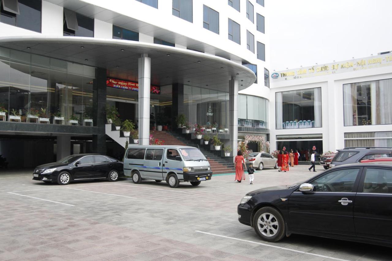 Khach San Hoa Ban Trang Hotel Son La Exterior foto